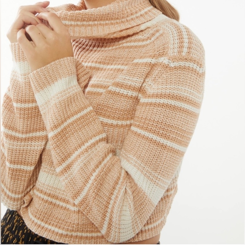 Urban Outfitters Mackenna Stripped Cropped Turtleneck Sweater Cream Tan Size S